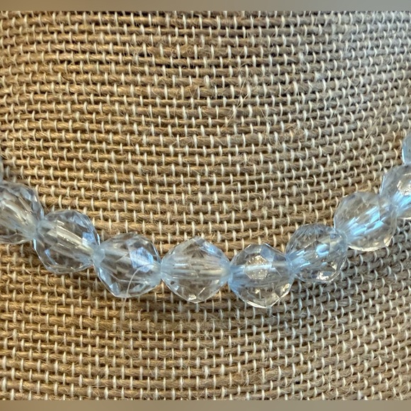 3 piece Blue Lucite &  Acrylic Faceted Necklaces and ceramic artisan earrings - Picture 7 of 14